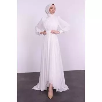 Женское вечернее платье с хвостом