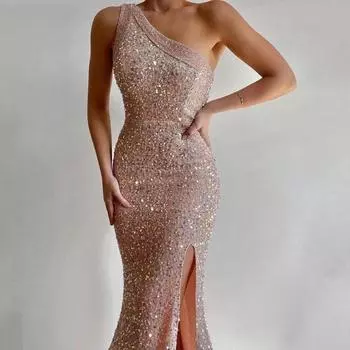 Женское вечернее платье с косым вырезом на одно плечо, без рукавов, с пайетками, с разрезом по низу, облегающее S белый