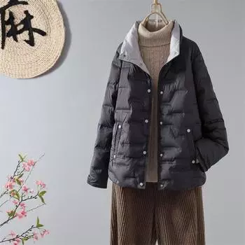 Женское зимнее пальто с воротником-стойкой и длинным рукавом, однотонное, однобортное, свободного покроя, с карманами, белое, на утином пуху M