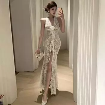 Женственное кружевное платье облегающего кроя с высоким разрезом S белый