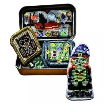 Жестяная коробка Набор для вышивания Тематика ужасов Набор для вышивания крестом Винтажный набор для шитья Набор для рукоделия к Хэллоуину Подарок для любителя вышивания D