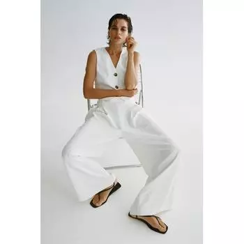 Жилет костюма HM белый
