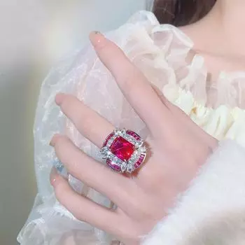 Живое кольцо TikTok Jewelry Diamond Pigeon Blood Red Corundum Royal Blue Ring Female