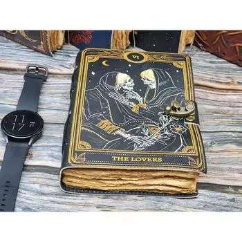 Журнал Гримуара - Журнал с кожаной печатью - Пустая книга заклинаний теней, виккан, книга подарков влюбленных, подарок для него и для нее 7 x 5 in