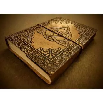 Журнал ручной работы в кожаном переплете с тиснением кельтского узла Троицы, 200 страниц без подкладки 5 x 7 in