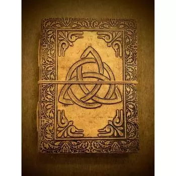 Журнал ручной работы в кожаном переплете с тиснением кельтского узла Троицы, 200 страниц без подкладки 7 x 5 in