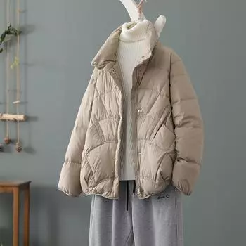 Зима 2024 года, короткое женское пальто-стойка с воротником-стойкой, легкое, средней и толстой толщины, повседневное, модное, небольшое пальто из белого утиного пуха S хаки