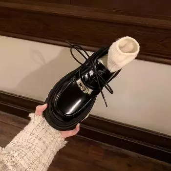 Зима 2024 Женские кожаные мокасины на толстой подошве с круглым носком и шнурками 38