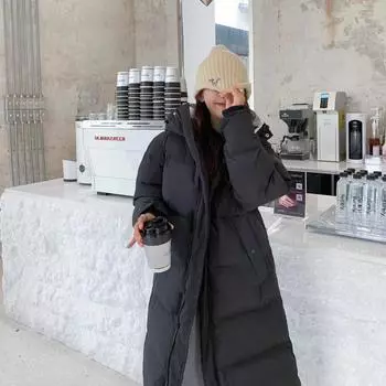 Зимнее пуховое хлопковое пальто с длинными рукавами. Хлопковая куртка средней длины. Хлопковая куртка до колена. Пальто большого размера. L чёрный