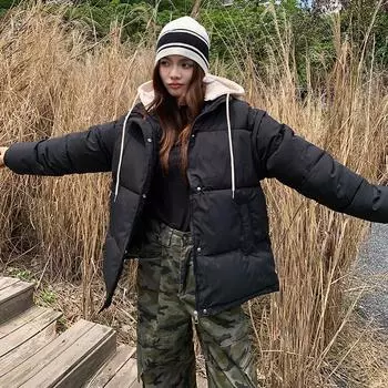 Зимнее утолщенное хлопковое пальто женская куртка свободная короткая пуховая хлопковая куртка верхняя одежда M бежевый