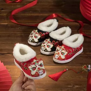 Зимние бархатные туфли с вышивкой для девочек, низкие хлопковые туфли с изображением льва и кролика, теплые туфли ханьфу, зимние сапоги для девочек, большие хлопковые сапоги 21 красный
