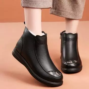 Зимние ботильоны из натуральной кожи ручной работы, женские мягкие туфли на плоской подошве, удобные повседневные толстые плюшевые теплые короткие ботинки, обувь для мам 35