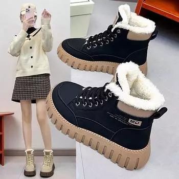Зимние ботинки для женщин с толстой подошвой, сохраняющие тепло, новые зимние короткие ботинки из двухслойной кожи и бархатной толстой хлопковой ткани для женщин 36