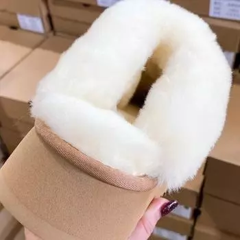 Зимние ботинки на толстой подошве женские новые бархатные полутапочки с сумкой на голову модные и удобные повседневные пушистые швабры 35 малиновый