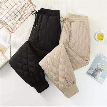 Зимние модные пуховые хлопковые ультра-легкие спортивные брюки, женские повседневные теплые свободные шаровары для отдыха, толстые брюки с высокой талией M чёрный