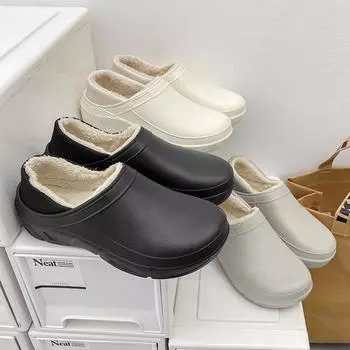 Зимние мужские домашние теплые противоскользящие водонепроницаемые домашние тапочки 39 чёрный