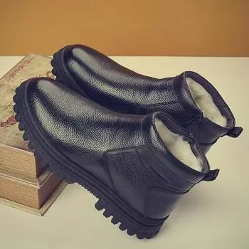 «Зимние нескользящие кожаные ботинки»: Модные мужские туфли из утолщенной бархатной коровьей кожи для людей среднего и пожилого возраста. 39 чёрный