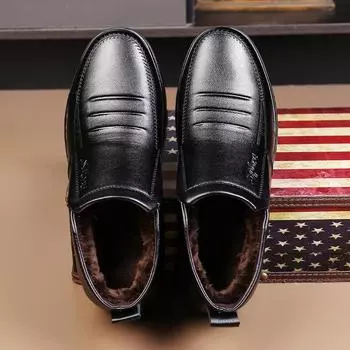 Зимние новые бархатные утолщенные теплые деловые кожаные туфли для папы нескользящие износостойкие легкие подошвы однопедальные кожаные туфли мягкая подошва кожа 42 чёрный