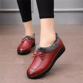 Зимние новые кожаные водонепроницаемые зимние ботинки Slip On, женские теплые короткие ботинки из бархата, женские повседневные легкие ботинки на плоской подошве 35