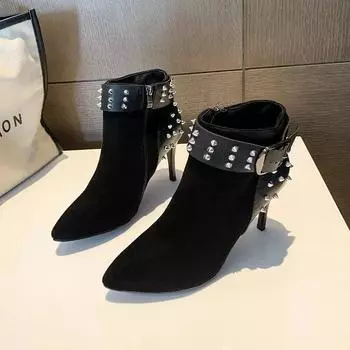 Зимние новые остроносые бархатные скрепленные заклепками боковые молнии узкие ботильоны на каблуке женские модные темпераментные высокие каблуки сапоги 35 чёрный
