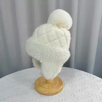 Зимние плюшевые шапки-бини с помпоном для женщин, имитация плюшевой шапки, симпатичная утолщенная, сохраняющая тепло, защитная шапочка для ушей, модная флисовая шапка-ушанка, ветрозащитная лыжная шапка one size белый