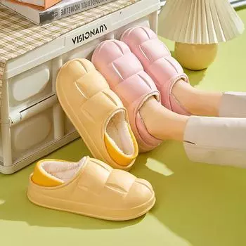 Зимние женские хлопковые тапочки, непромокаемая теплая плюшевая обувь, модная домашняя обувь на толстой подошве, нескользящие однотонные парные тапочки 44-45 чёрный