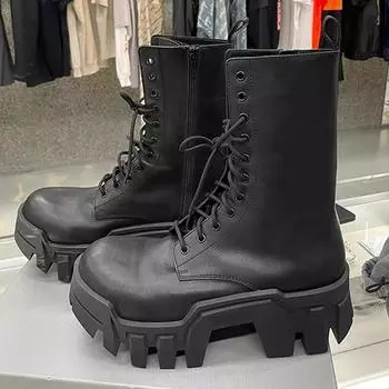 Зимние женские кожаные короткие сапоги на платформе, модные элегантные женские ботильоны на шнуровке, уличные мотоциклетные ботинки с толстой подошвой 35 чёрный