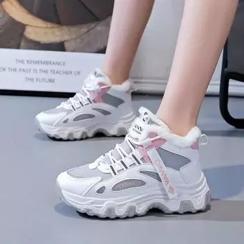 Зимние женские массивные папины туфли 2024 новые теплые плюшевые кроссовки на платформе женские удобные зимние ботинки женские ботильоны на меху со шнуровкой 35 розовый