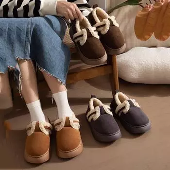 Зимние женские зимние ботинки. Удобные уличные противоскользящие ботильоны. Замшевые теплые ботинки на меховой подкладке. Домашние лоферы на плоской платформе. 36/37 малиновый