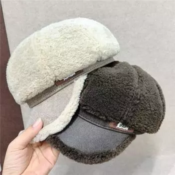 Зимний берет для женщин - мягкая флисовая вязка, ветрозащитный, с нашивкой-логотипом из искусственной кожи, легкий и теплый, полиэстер, восьмипанельная, шапка-утконос Adjustable чёрный