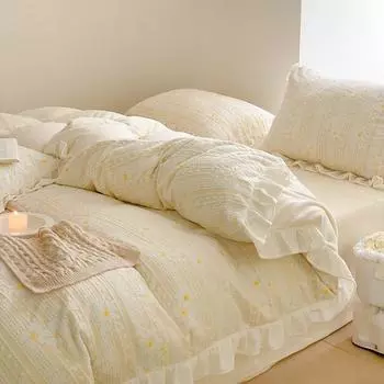 Зимний комплект постельного белья для беременных и младенцев класса А из четырех кусочков молочной муки из коралловой муки. Теплый и плюшевый толстый пододеяльник из фланели. A