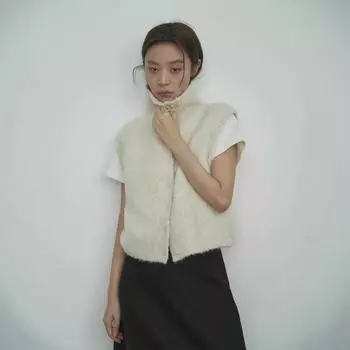 Зимний корейский шерстяной кардиган без рукавов Love & Nancy 2024 для женщин — стильный универсальный свитер для поездок на работу. One Size