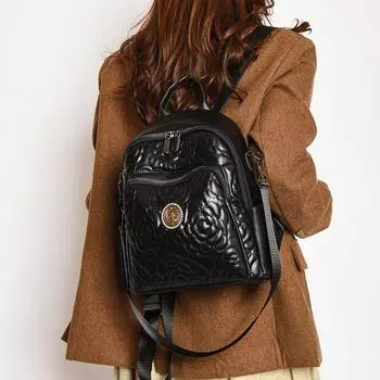 Зимний новый рюкзак 2024 года, женский нишевый дизайн, повседневный рюкзак из мягкой кожи, персонализированный тренд, простой иностранный стиль, школьный рюкзак чёрный