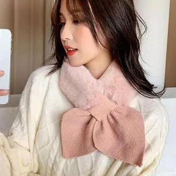 Зимний теплый шарф с рисунком в горошек из плюша и креста