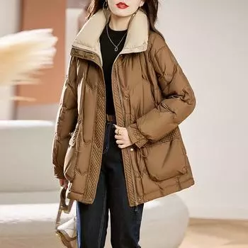 Зимний женский пуховик средней длины с воротником-стойкой в новом дизайне. Легкая куртка на белом утином пуху 90 с пряжкой в китайском стиле XXL