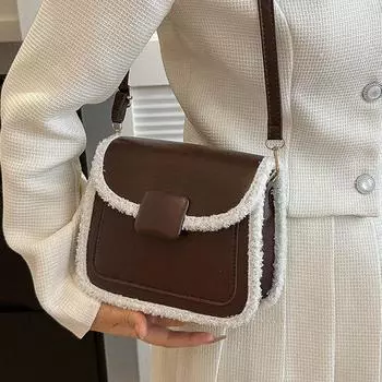 Зимняя новая универсальная версия сшитой фактурной сумки через плечо для женщин 2024 года, темпераментная маленькая квадратная сумка белый