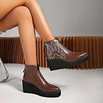 Зимняя обувь Новый стиль скошенный каблук ретро вышитые короткие сапоги черный коричневый 36 чёрный