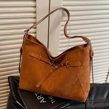 Зимняя сумка из матовой кожи высокого класса 2025 года, модная и универсальная женская сумка-тоут в иностранном стиле, повседневная сумка-мессенджер коричневый