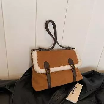 Зимняя сумка из овечьей шерсти