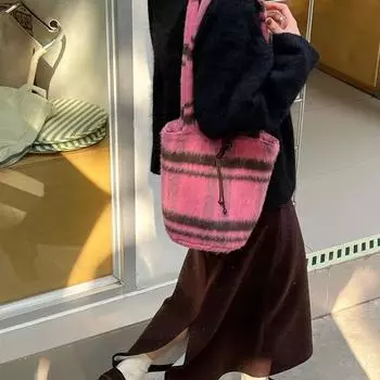 Зимняя сумка Mao Mao Wine Heart Berry Qiao Niche Pink шерстяная клетчатая сумка-тоут большая вместительная сумка через плечо розовый