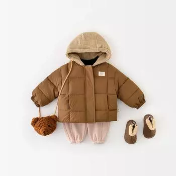 Зимняя теплая куртка с капюшоном для мальчиков, детская куртка с длинным рукавом и цветными блоками для детей среднего и маленького возраста 120 кофейный