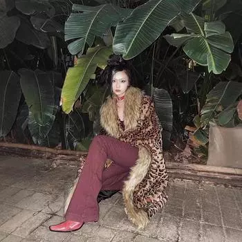 Зимняя теплая норковая шуба с длинным воротником из мышиного меха, утолщенная теплая женская одежда с большим меховым воротником S леопардовый