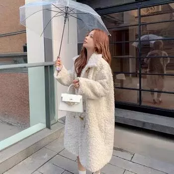 Зимняя удлиненная куртка из овечьего меха с угловыми пуговицами 2024 года, женская одежда с меховыми лацканами большого размера S