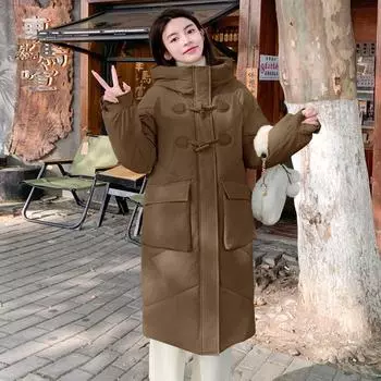 Зимняя утепленная хлопковая куртка с роговой пряжкой большого размера для женщин, выше колена, очень толстая, свободная куртка с хлопковой подкладкой в корейском стиле M чёрный