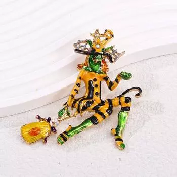 Zinc Zinc Alloy Hallowoon Enamel Pins Witch Pumpkin Broom Brooch Witch Riding Broomstick Brooch Hallowoon style 1