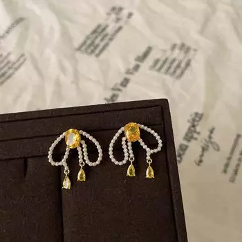 Zircon Pearl Butterfly Tassel Earrings Women S French Retro Light Luxury Elegant Exquisite Fashion Versatile Earrings