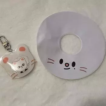 Значок на трубку и банку Straykids Genirette