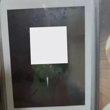 Знак Polaroid Люси Шин Йе-чан