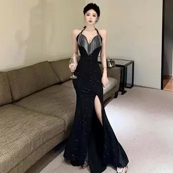 Знаменитое сексуальное облегающее платье с кисточками и высоким разрезом S чёрный