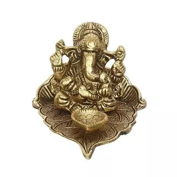 Золотая Металлическая Ручной Работы Идол Господа Ганеши с Дией на Листе - Дия для Дивали, Ганеша Чатурти - Дивали Дия для Комнаты для Пуджи, Декора Домашнего Храма